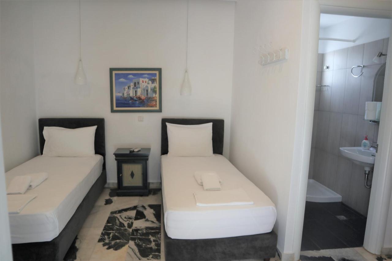 Anna'S Place Rooms Irakleia  Bagian luar foto