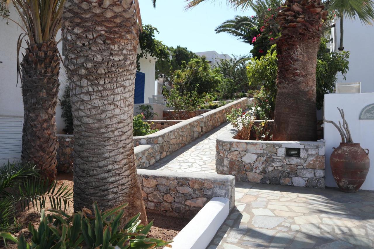 Anna'S Place Rooms Irakleia  Bagian luar foto