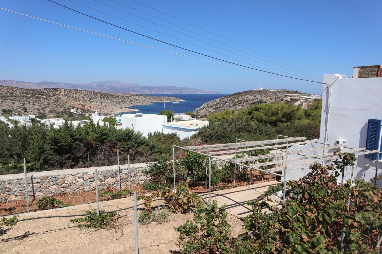 Anna'S Place Rooms Irakleia  Bagian luar foto