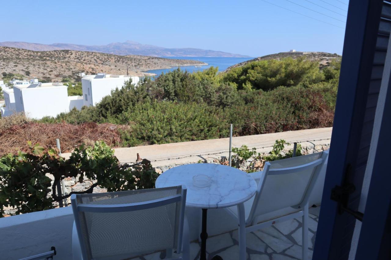 Anna'S Place Rooms Irakleia  Bagian luar foto