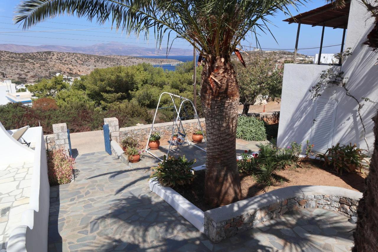 Anna'S Place Rooms Irakleia  Bagian luar foto