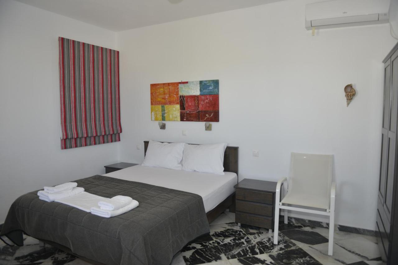 Anna'S Place Rooms Irakleia  Bagian luar foto